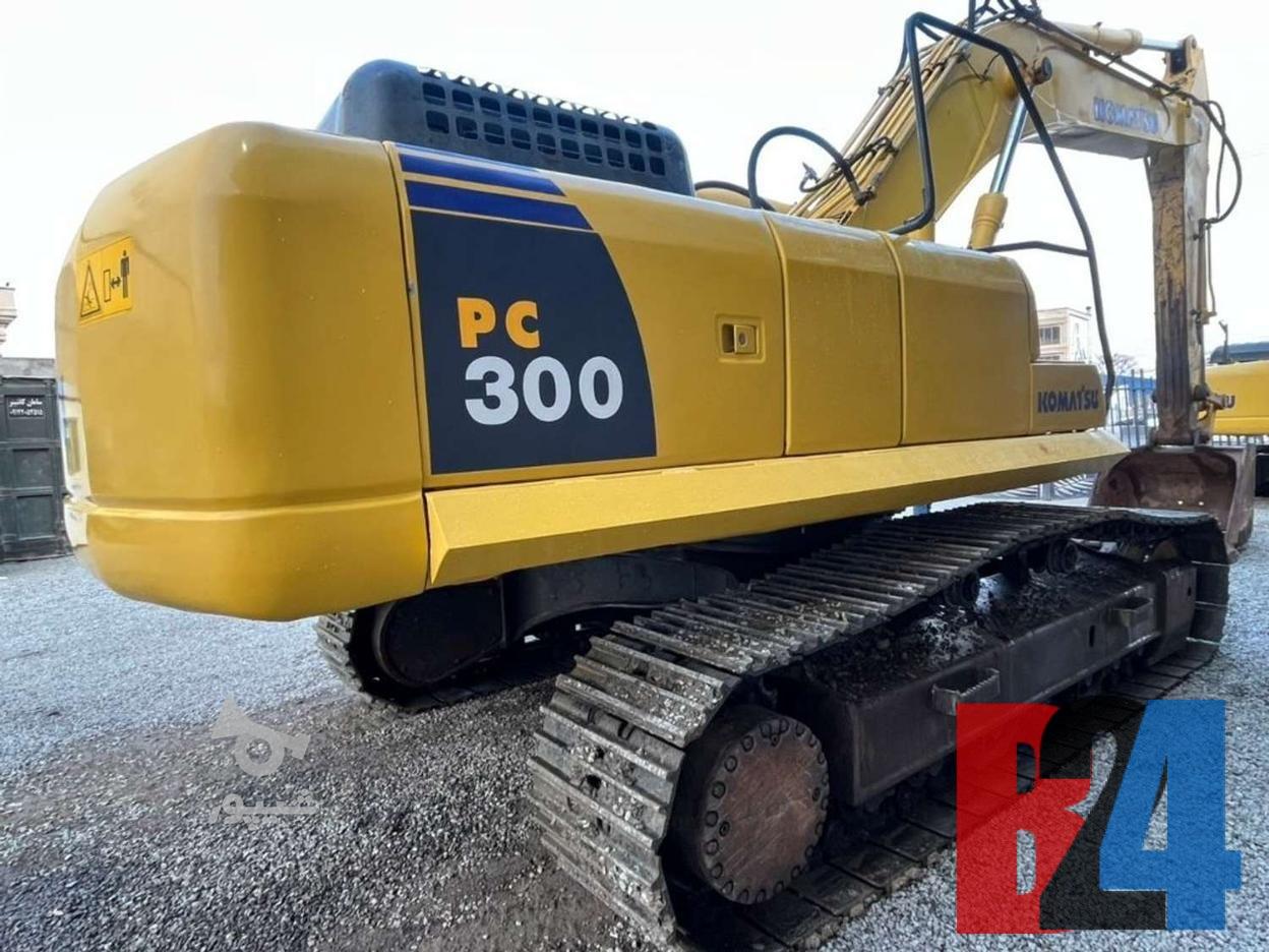 بیل مکانیکی کوماتسو pc-300 خط 7